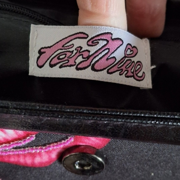 Vintage 90's Y2K Cherry Print Purse In Black & Pink. Far Nine. Valentine Lips - Picture 5 of 6